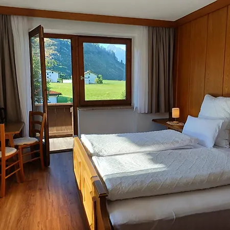 Gaestehaus Berta * 齐勒河谷采尔