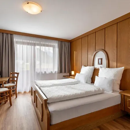 Gaestehaus Berta Bed & Breakfast *
