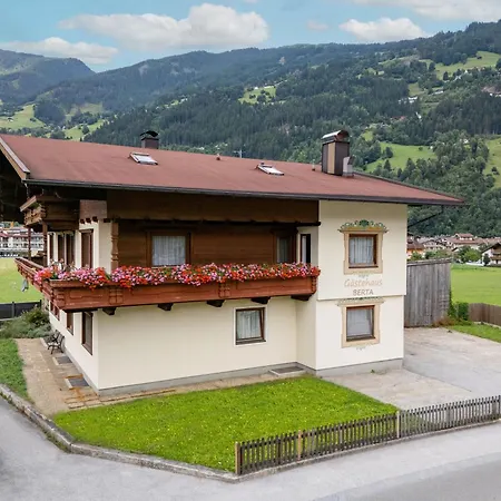 Gaestehaus Berta * Zell am Ziller