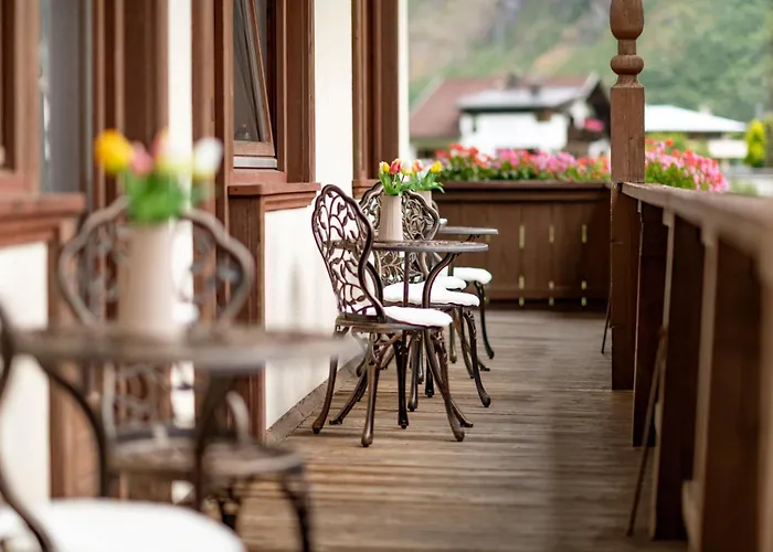 לינה וארוחת בוקר Gaestehaus Berta