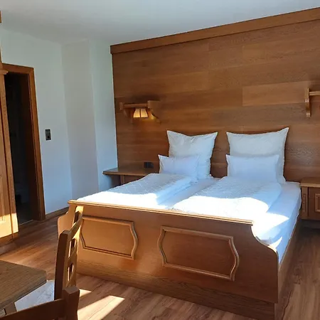 Gaestehaus Berta Bed & Breakfast Zell am Ziller