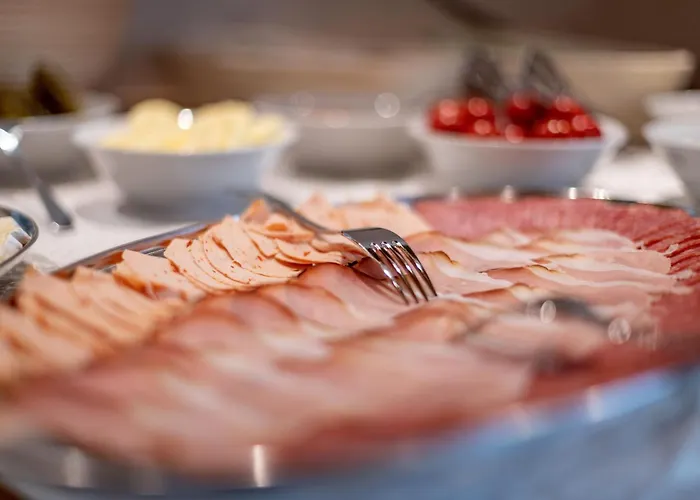 Gaestehaus Berta 젤암질러